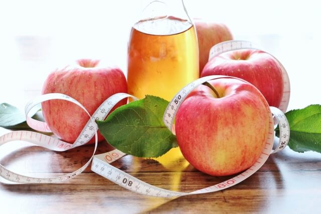 りんごとリンゴ酢